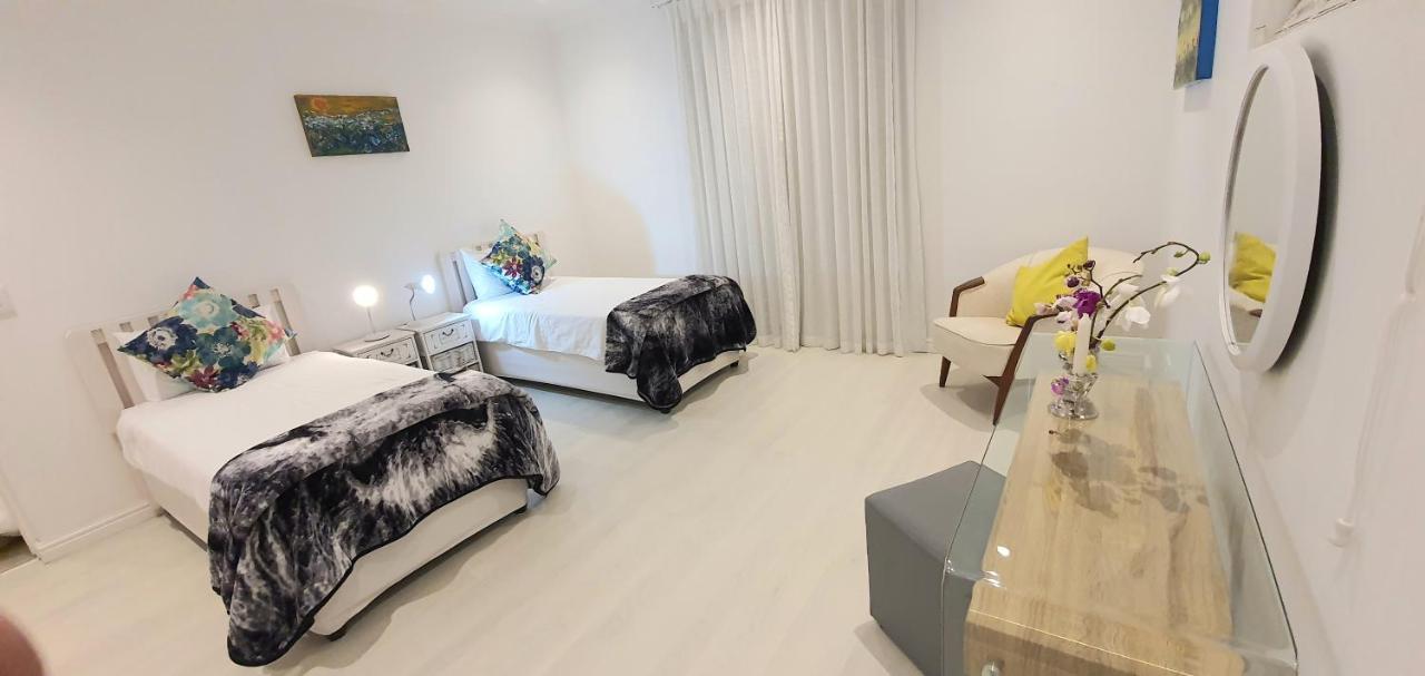 Villa Parisienne Modern Guest House Città del Capo Esterno foto